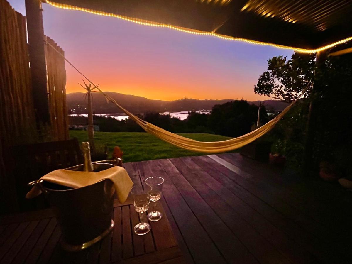 Moonriver Cottage, Prime Lagoon Views & Solar Power Книсна Екстериор снимка